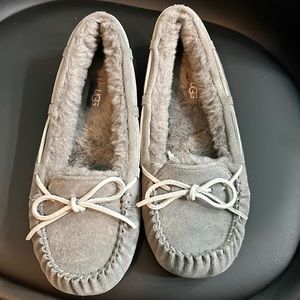 Women’s Size 11 Ugg Shoes